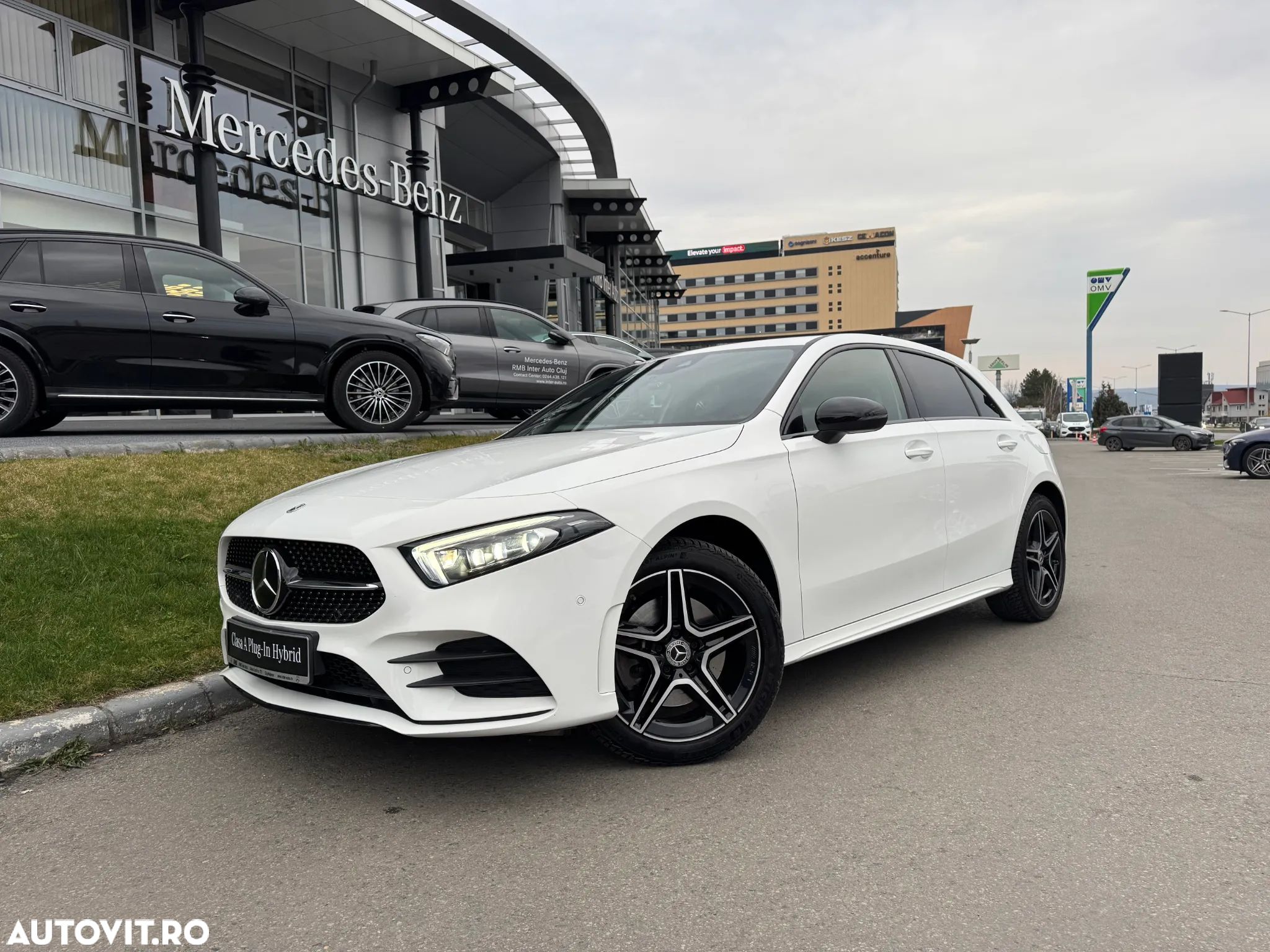 Mercedes-Benz A 250 e 8G-DCT Edition AMG Line - 1
