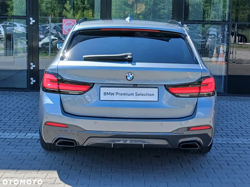 BMW Seria 5 530d xDrive mHEV M Sport sport - 21
