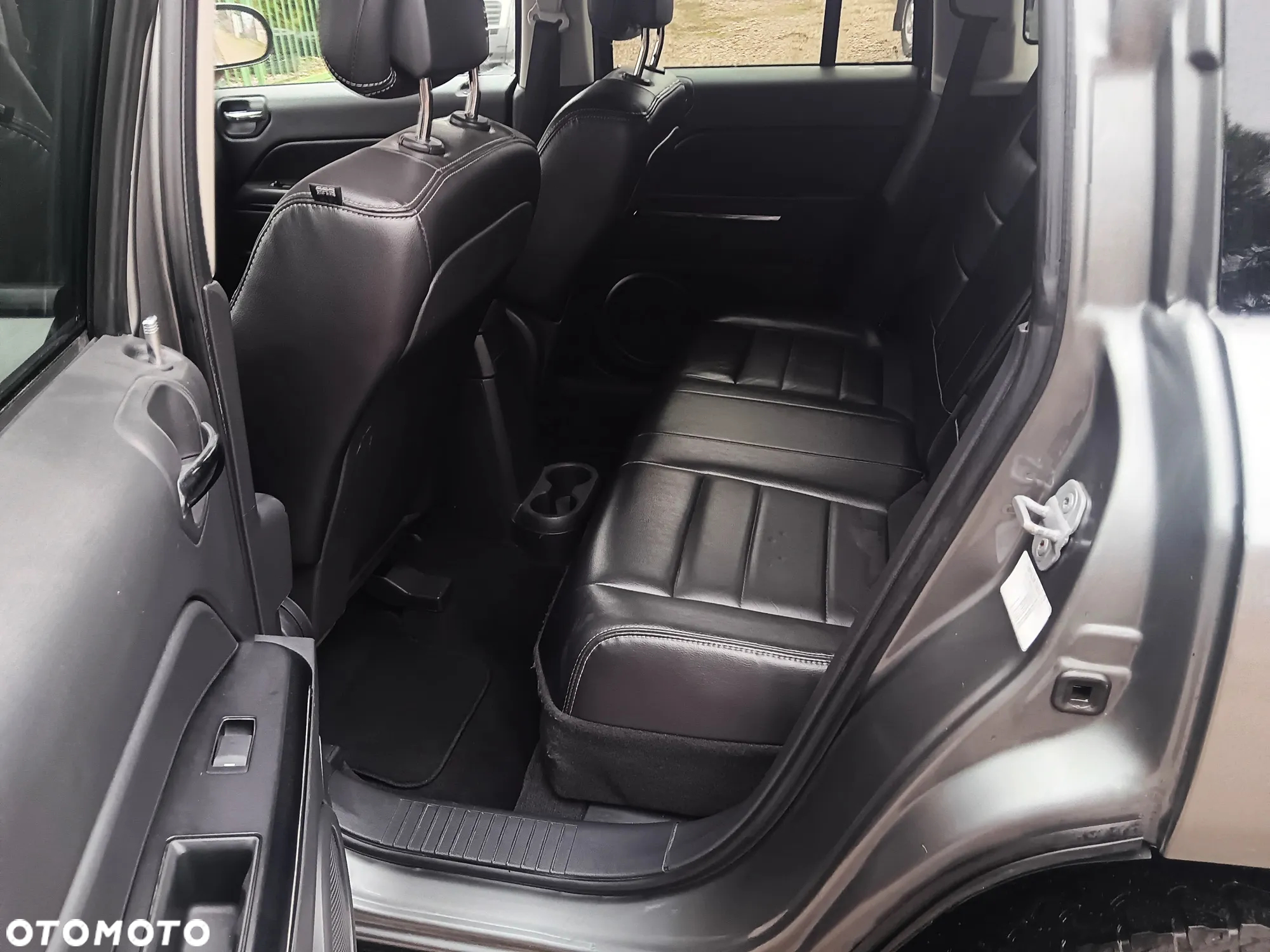 Jeep Compass - 14