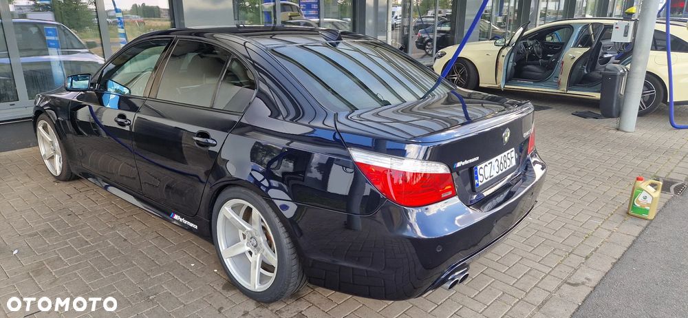 BMW Seria 5 540i - 5