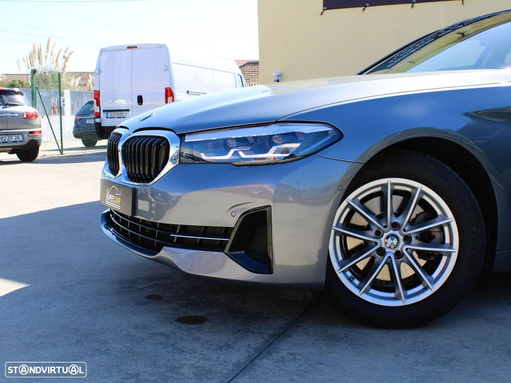 BMW 520 d Auto - 12