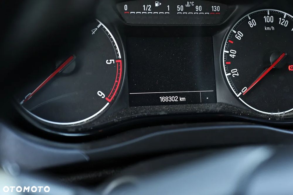 Opel Corsa 1.3 D Easytronic Start/Stop On - 29