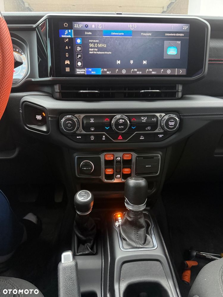 Jeep Wrangler 2.0 T-GDI Hardtop AWD Automatik Sport - 28