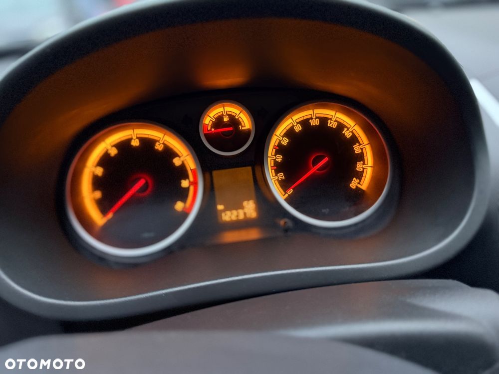 Opel Corsa 1.4 16V Innovation 110 Jahre - 22