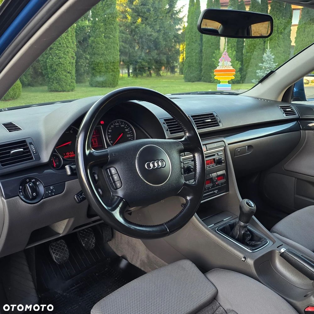 Audi A4 Limousine 2 - 26