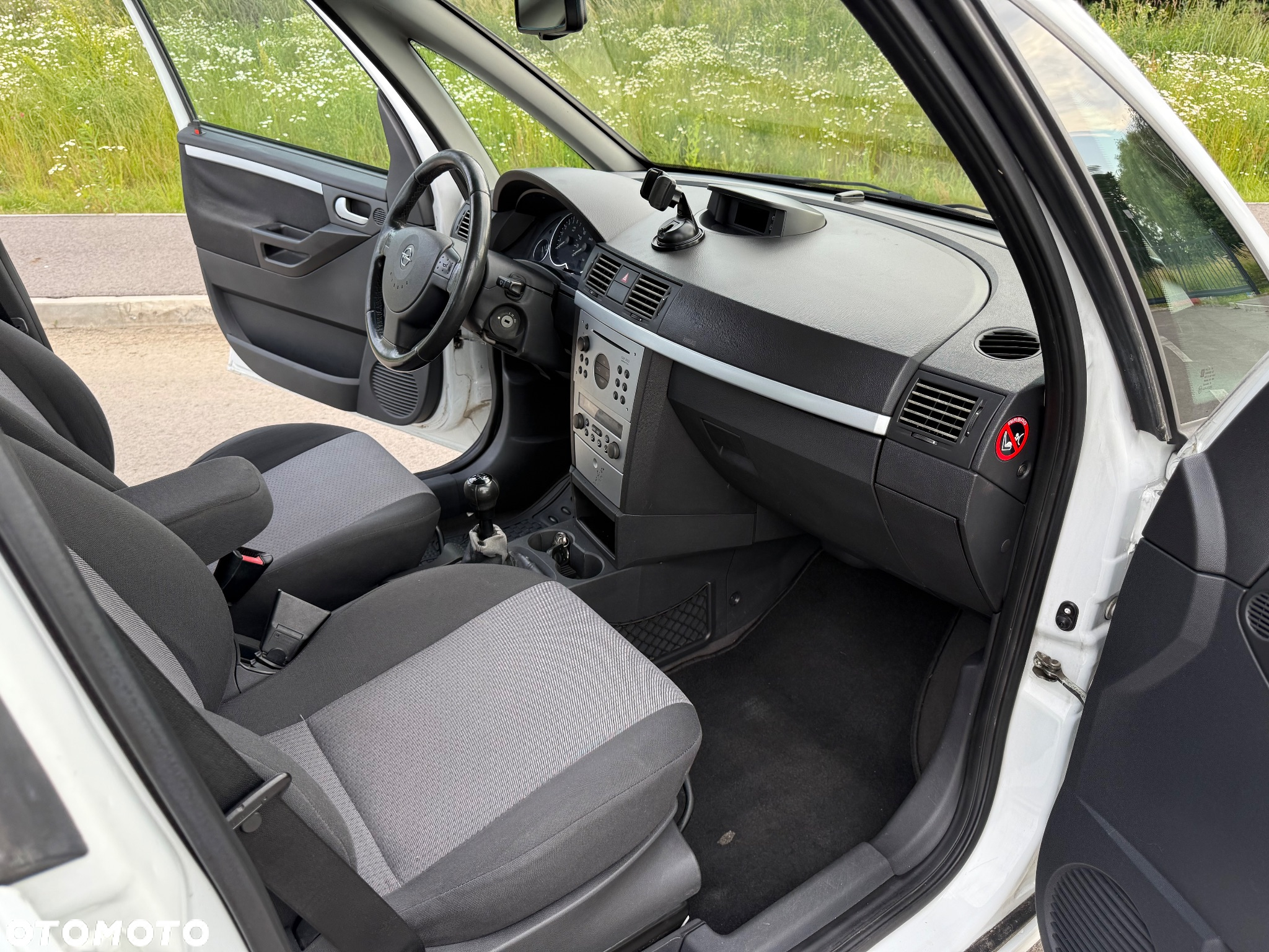 Opel Meriva 1.6 16V (Essentia) - 16