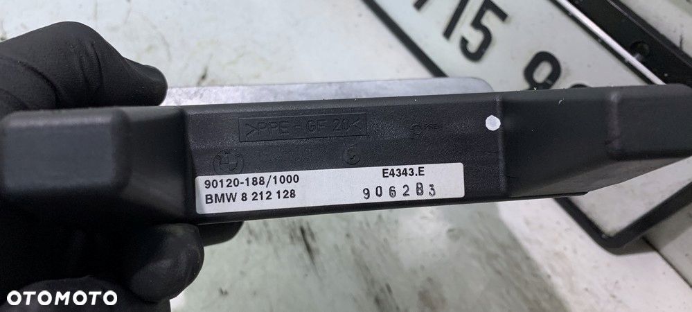 TYLNY UCHWYT NA NAPOJE CUP HOLDER 8212128 BMW E38 - 4
