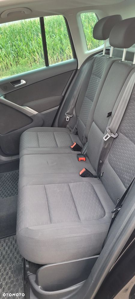 Volkswagen Tiguan - 17