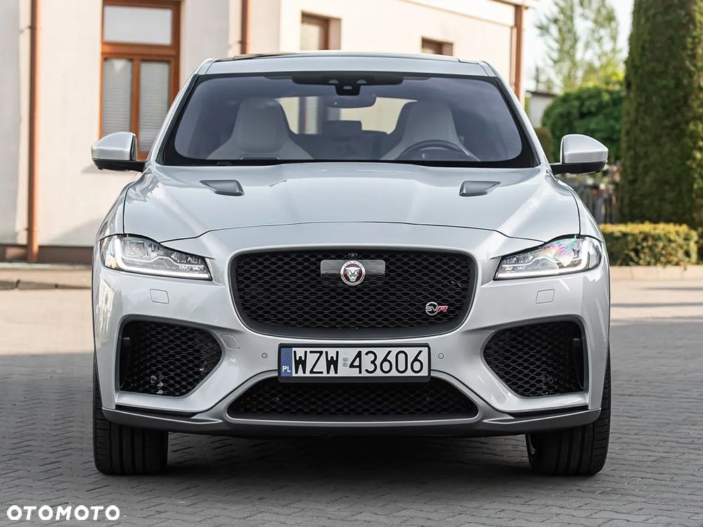 Jaguar F-Pace 5.0 V8 P550 AWD SVR - 4