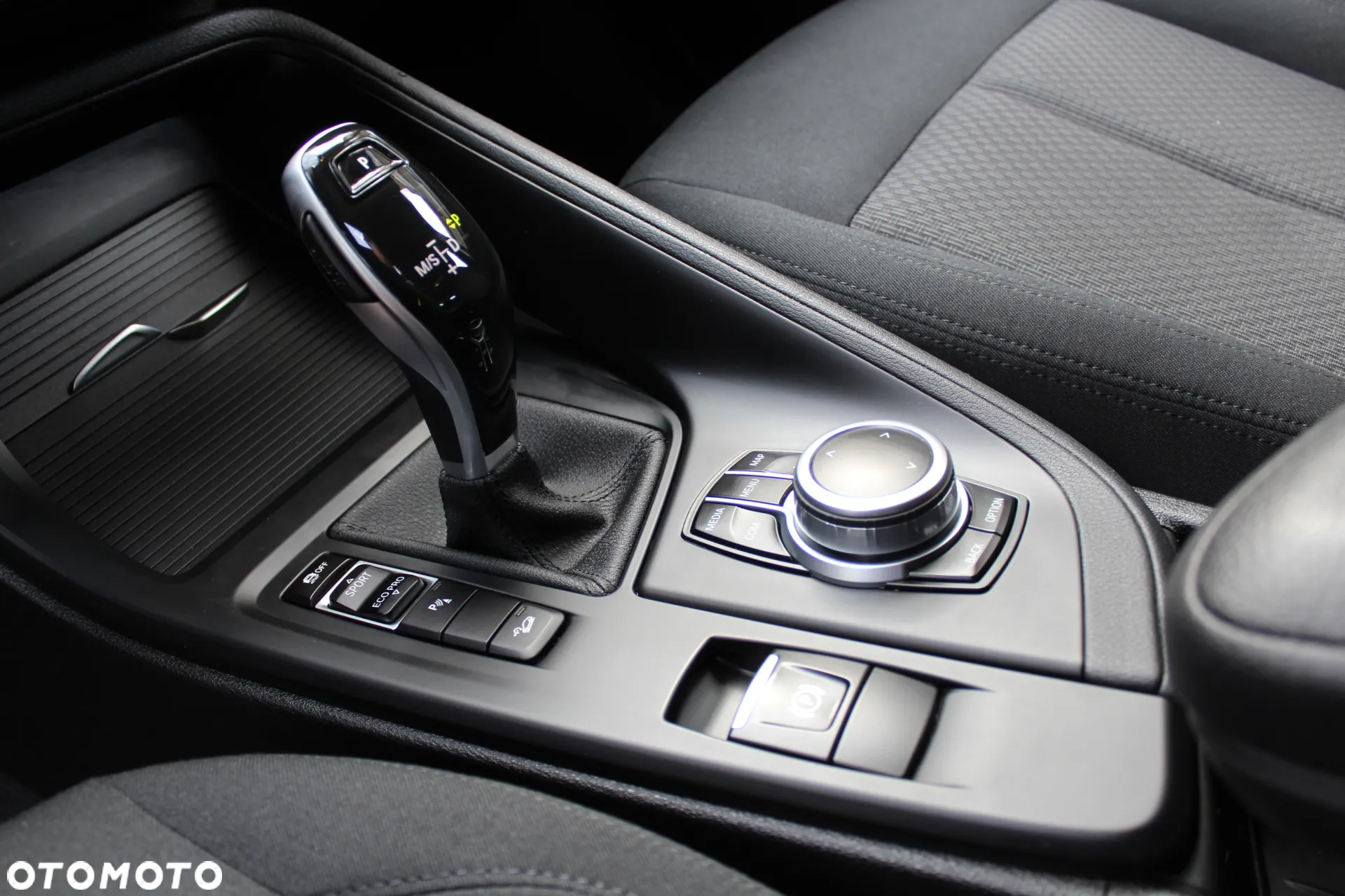 BMW X1 xDrive20i Advantage sport - 20