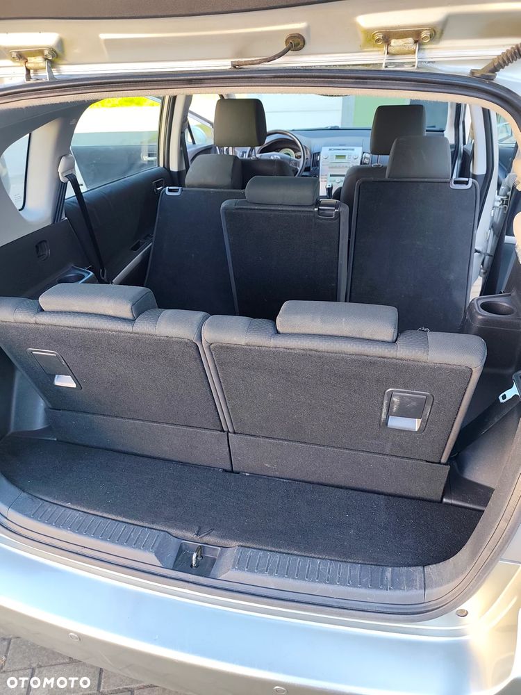 Toyota Corolla Verso 1.8 Sol + 7os - 12
