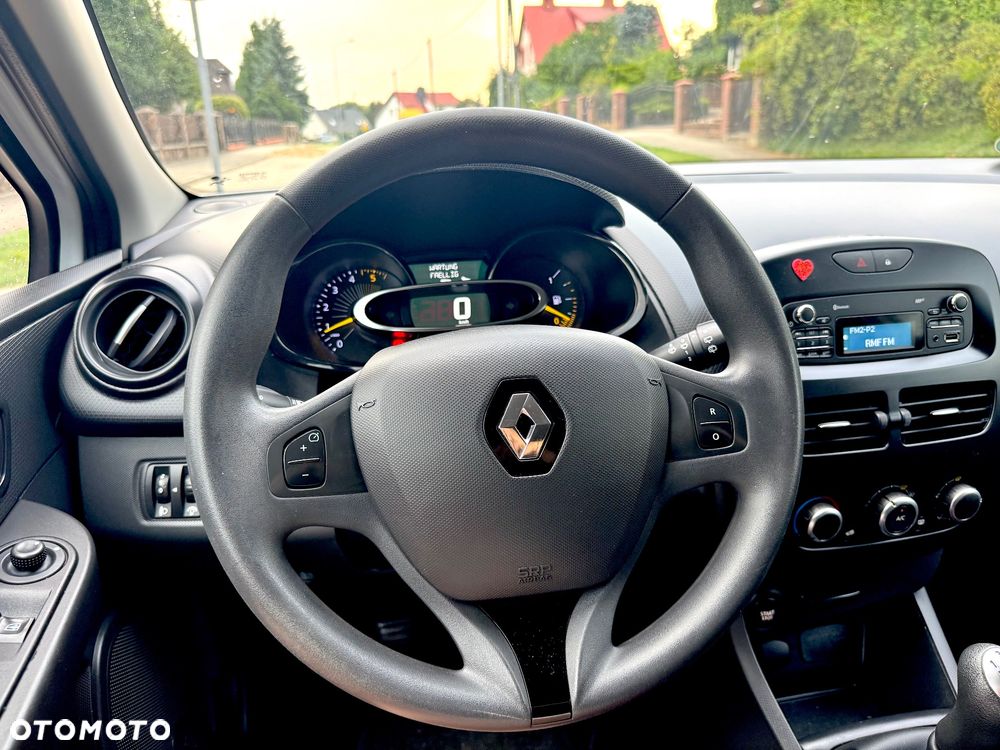Renault Clio 1.5 dCi Expression - 8