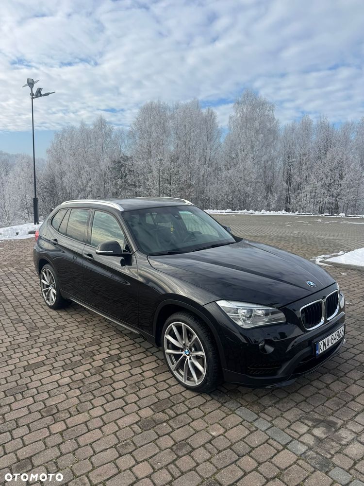 BMW X1 xDrive20d Sport Line - 2