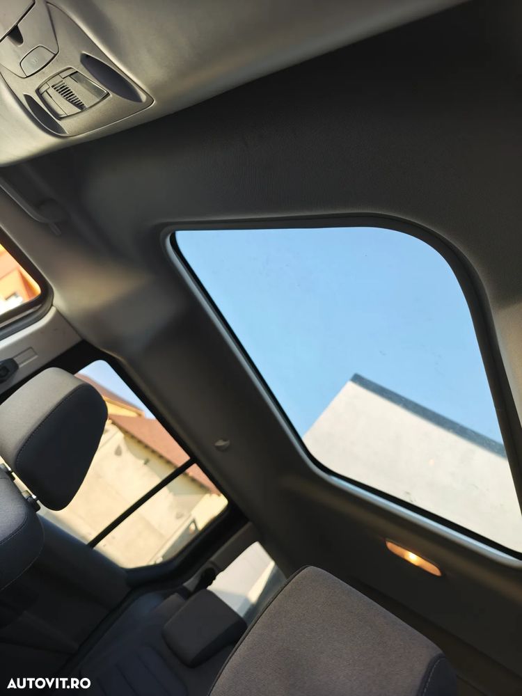 Ford Tourneo Connect 1.5 EcoBlue Aut. Start-Stop Titanium - 30