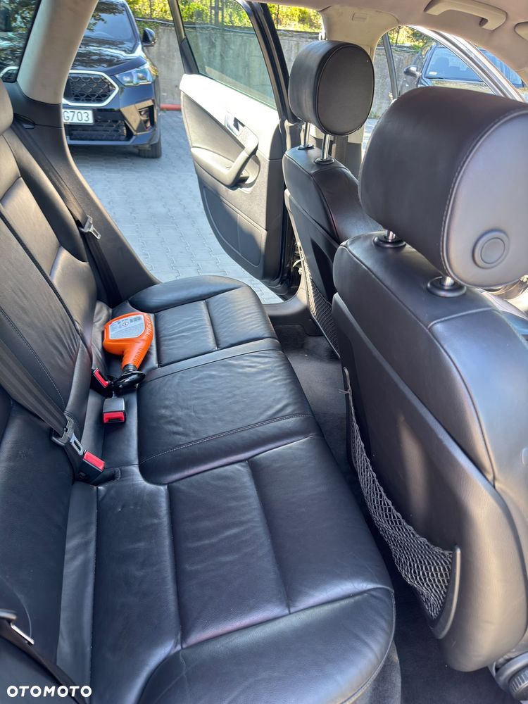 Audi A3 Sportback 2.0 TDI DPF Ambiente - 21
