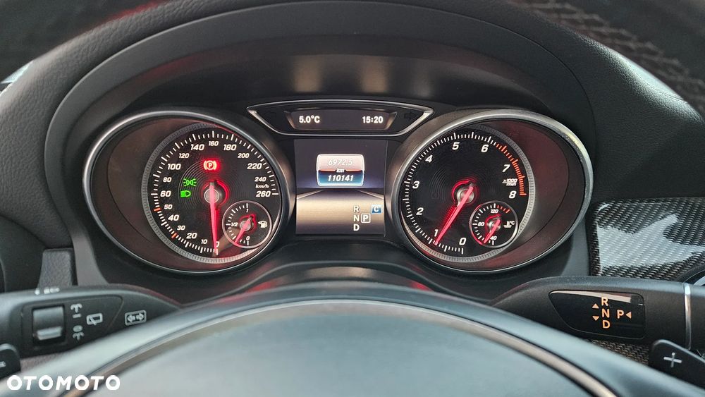 Mercedes-Benz CLA 220 4Matic 7G-DCT AMG Line - 23