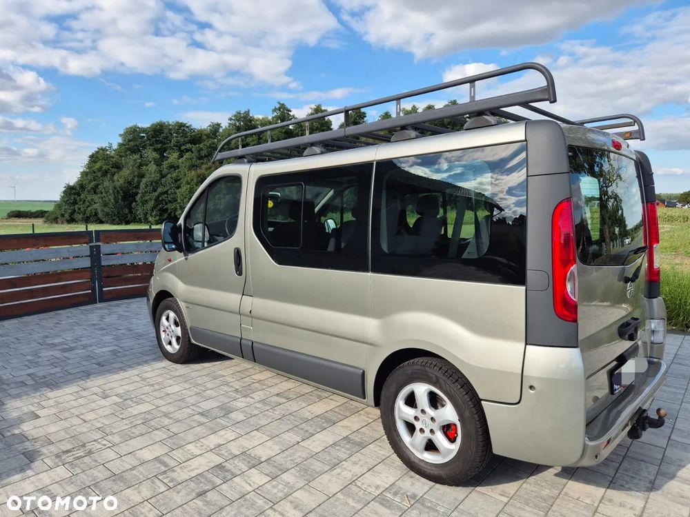 Opel Vivaro - 22