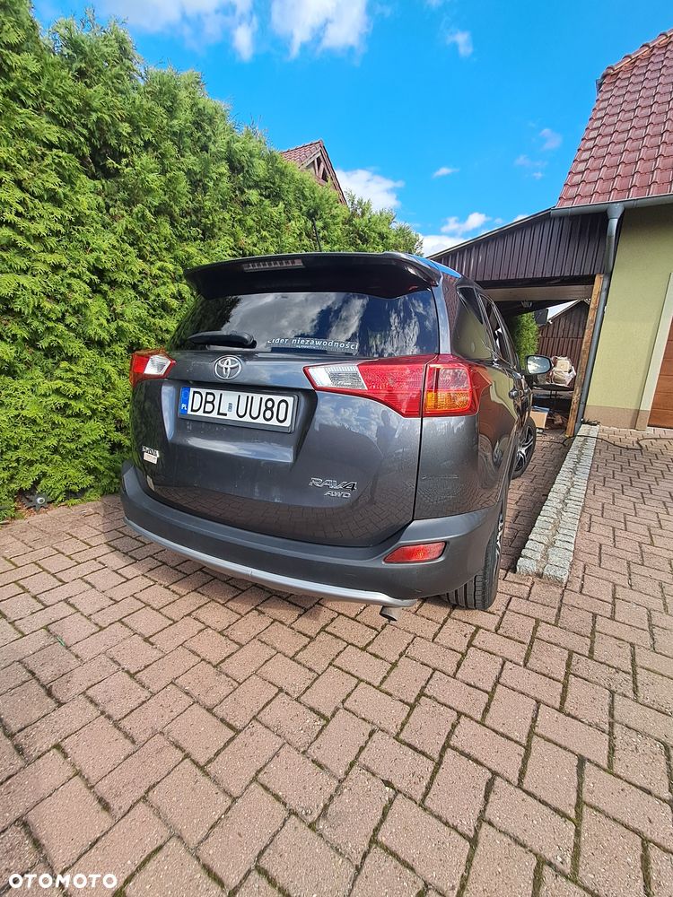 Toyota RAV4 - 10