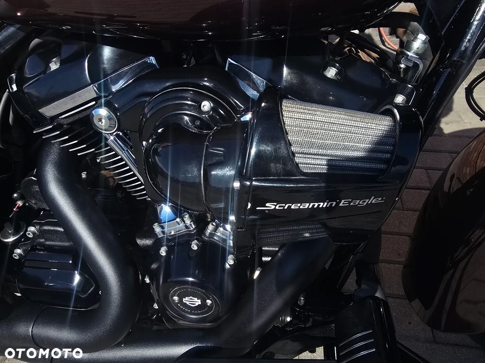 Harley-Davidson FLHXS Special - 20