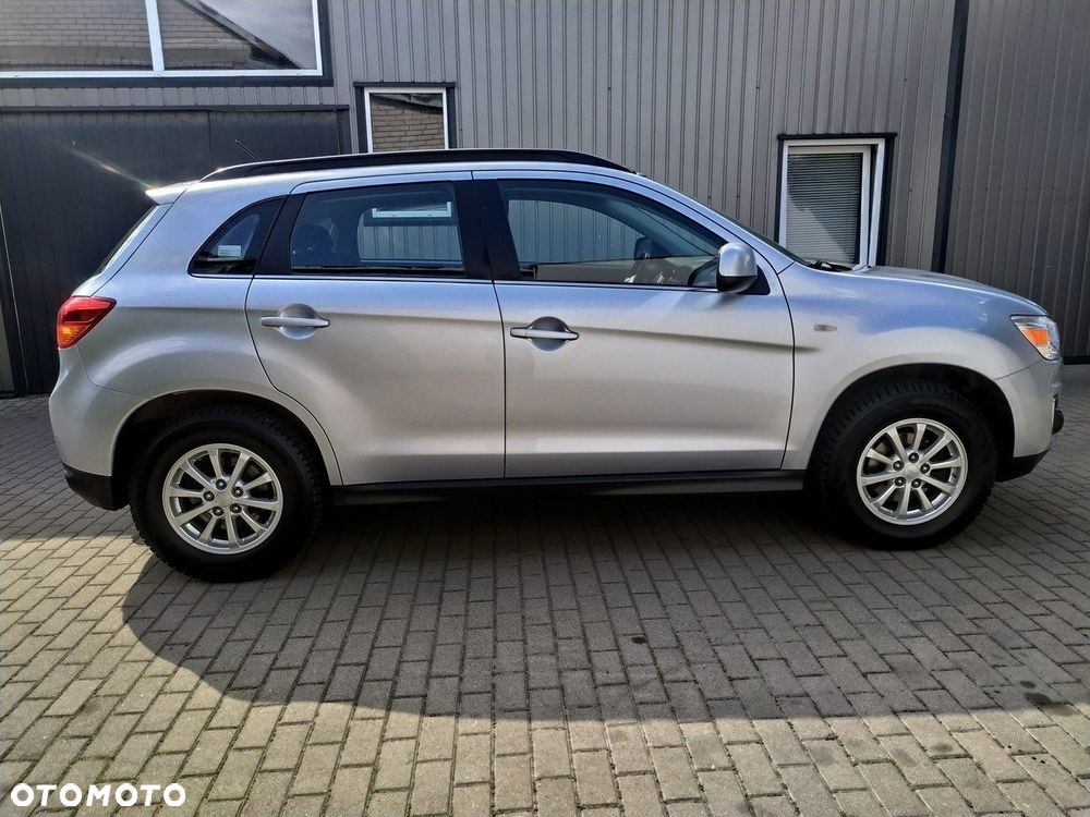Mitsubishi ASX - 8