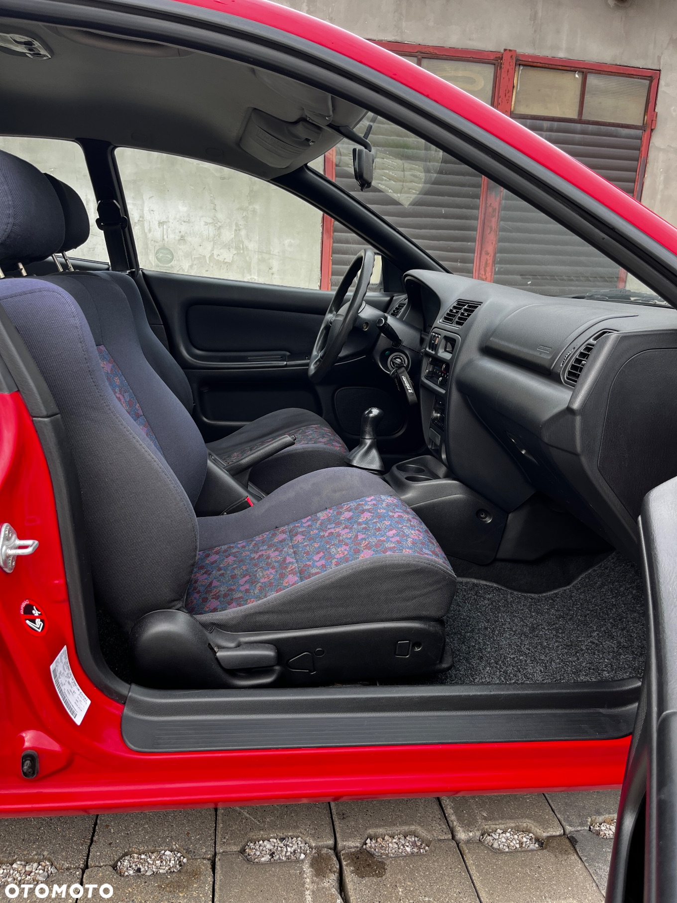 Mazda 323F 1.5 Exclusive - 8