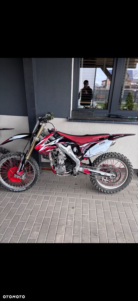 Honda CRF - 7