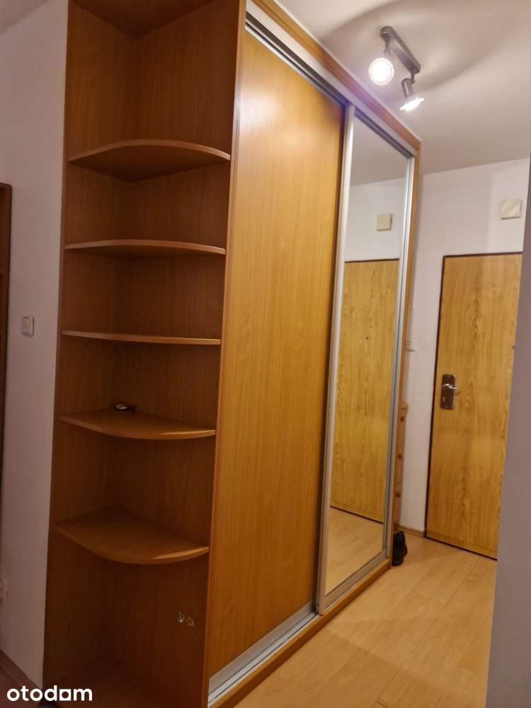 Wynajmę bezpośr. 2-pok. mieszkanie 46 m² przy stacji metro Wierzbno