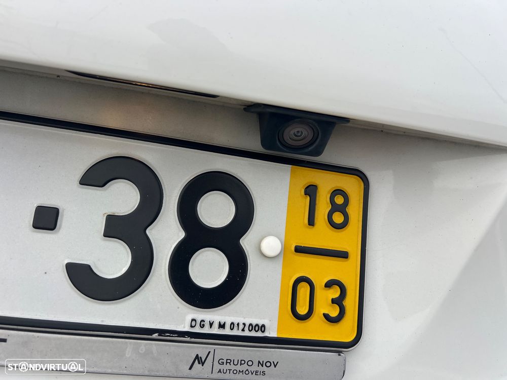 Peugeot 208 1.2 PureTech Style - 19