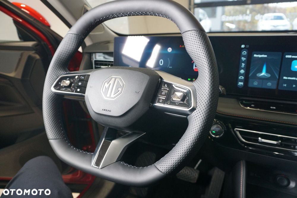 MG HS Hybrid+ - 35