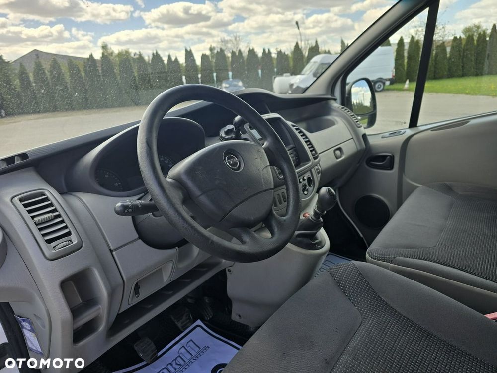 Opel Vivaro - 13