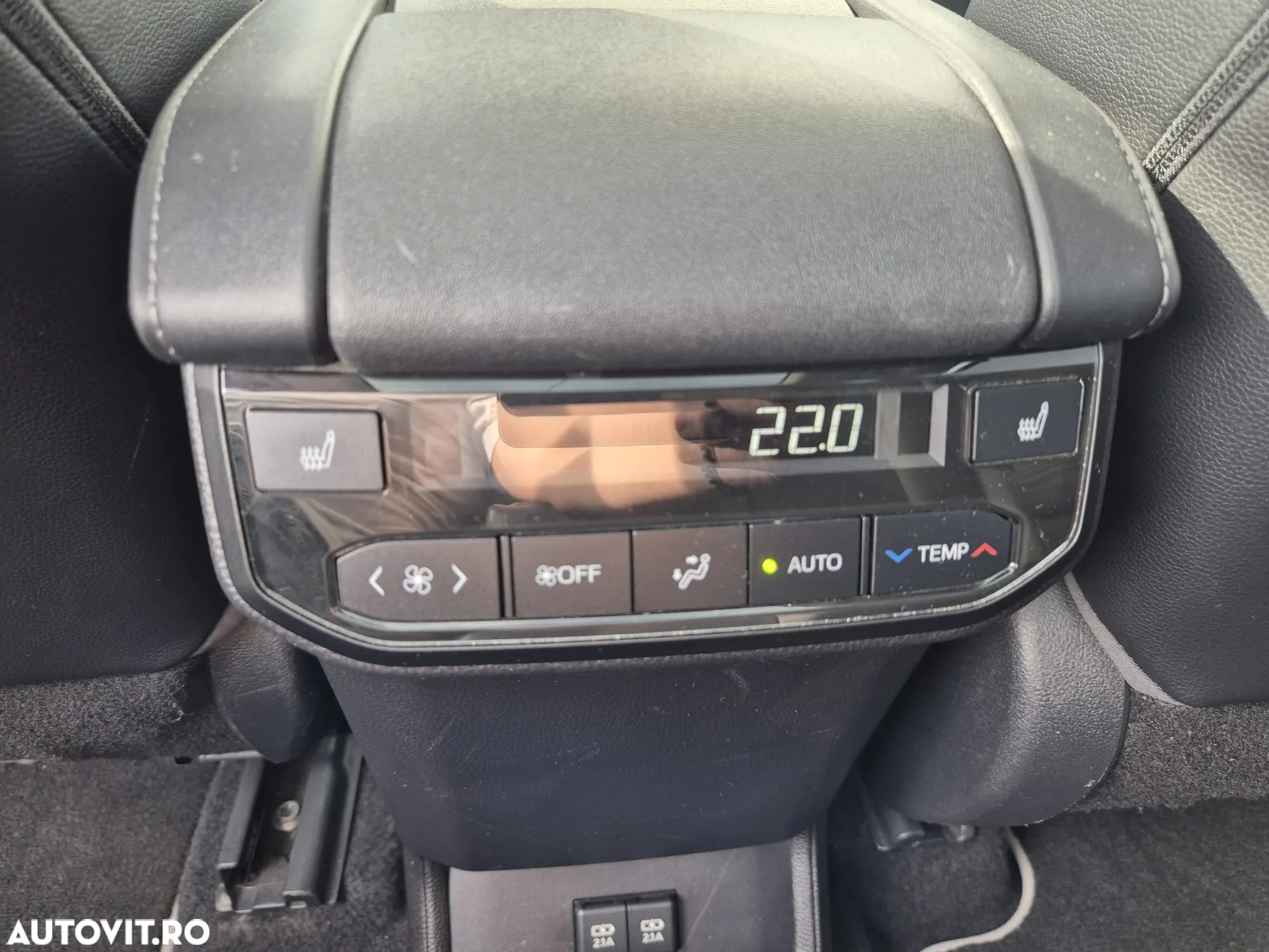 Toyota Highlander 2.5 L Hybrid Dynamic Force 248CP Luxury Metallic - 15