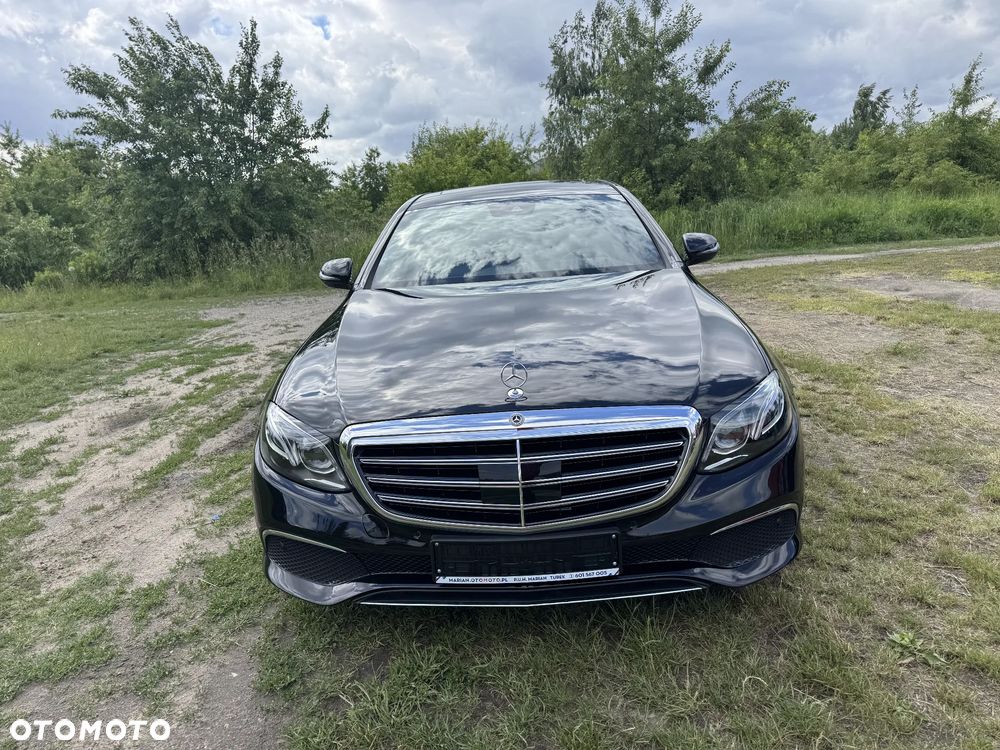 Mercedes-Benz Klasa E 220 d 4-Matic Business Edition 9G-TRONIC - 2