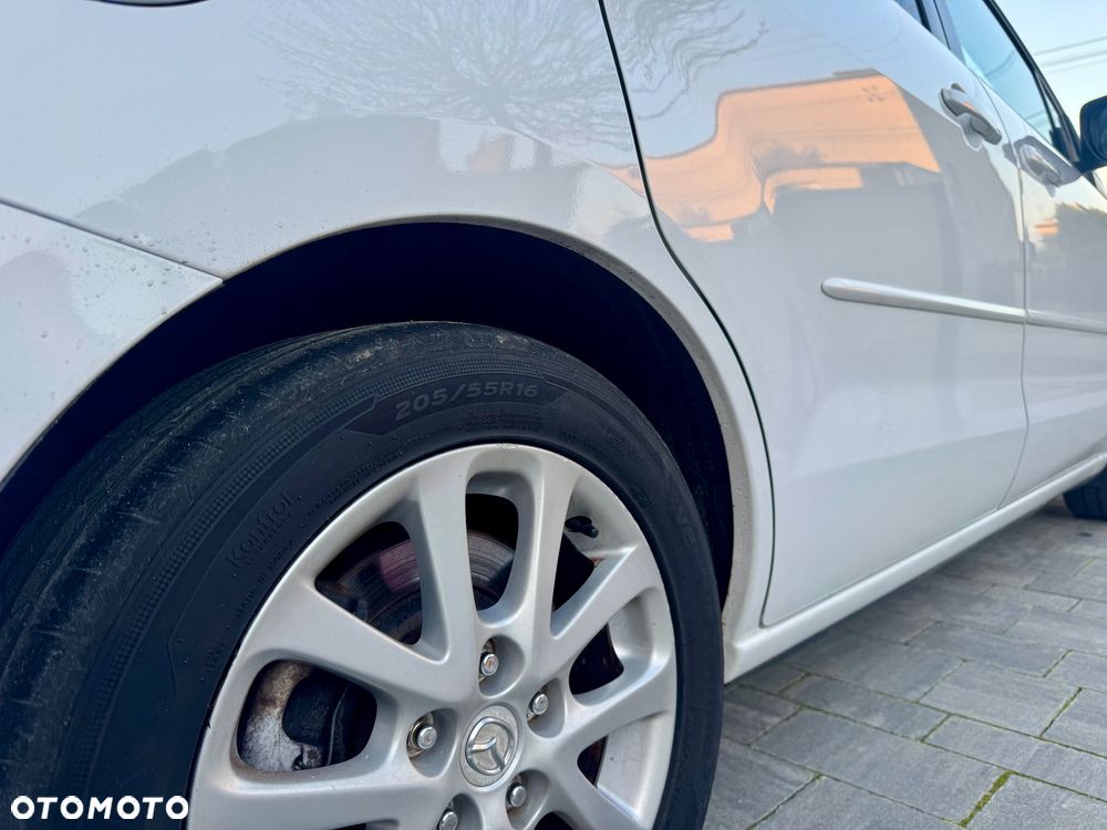 Mazda 5 - 17