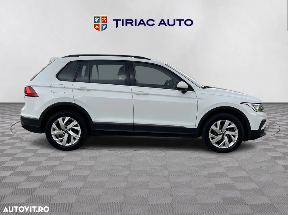 Volkswagen Tiguan - 7