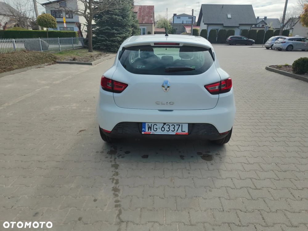 Renault Clio - 7