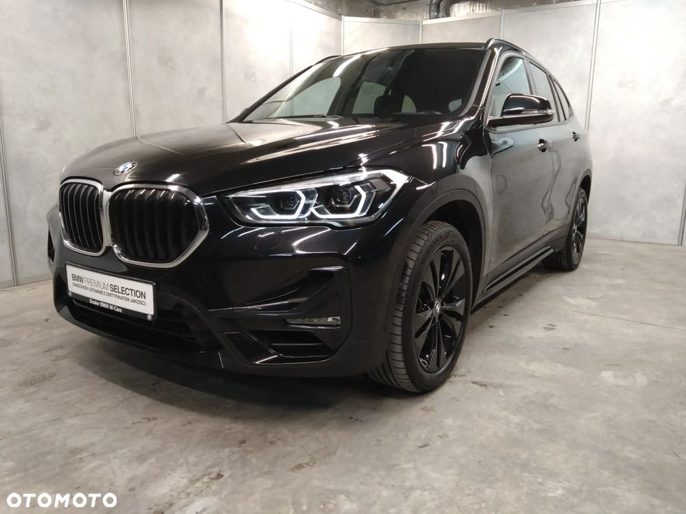 BMW X1 xDrive20i Sport Line - 2