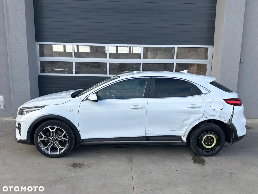 Kia XCeed 1.5 T-GDI M - 7