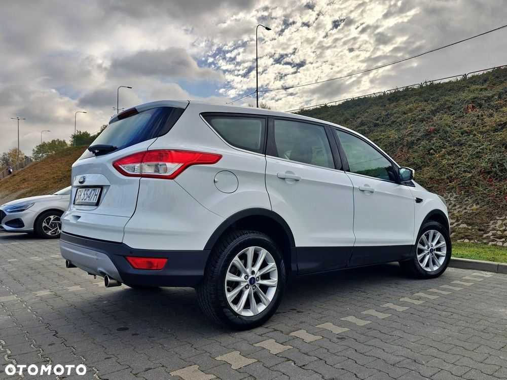 Ford Kuga - 32