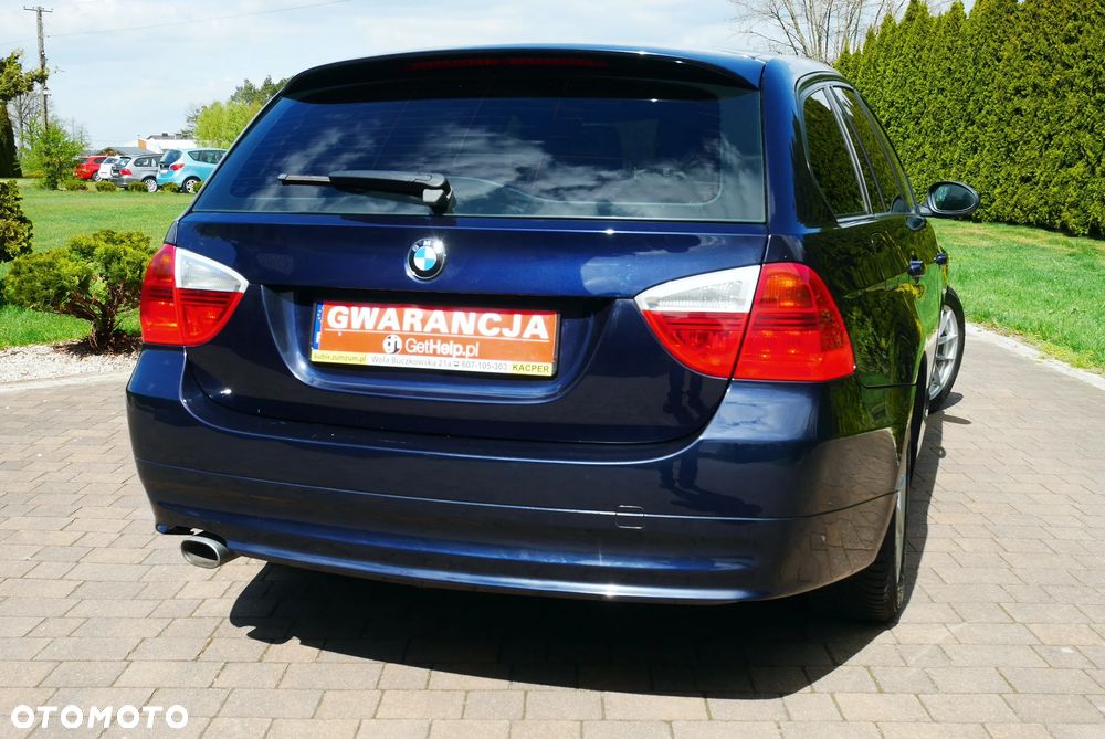 BMW Seria 3 318d - 11