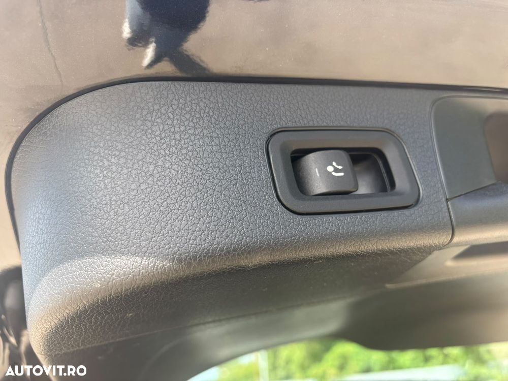 Mercedes-Benz GLB 180 d Aut. - 39