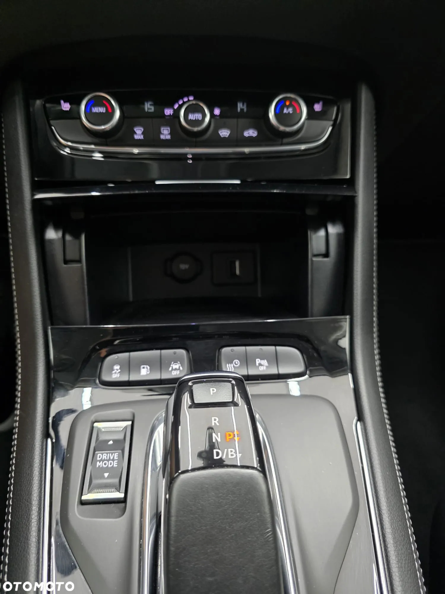 Opel Grandland X 1.6 T PHEV 4x4 Ultimate - 22