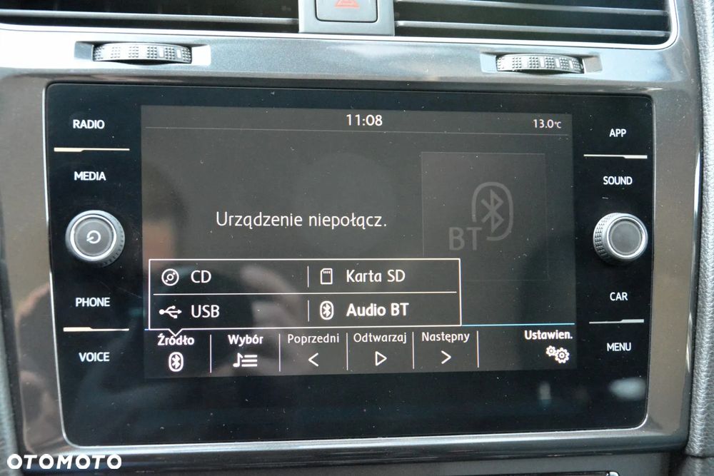 Volkswagen Golf 1.5 TSI BMT Evo Comfortline - 24