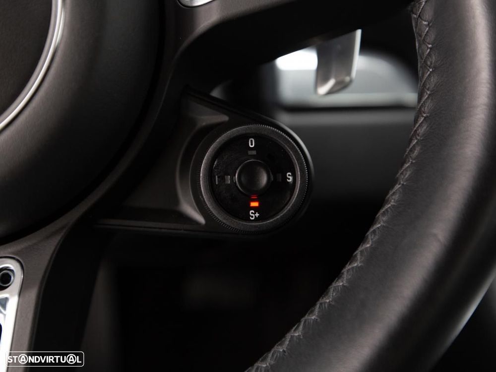 Porsche 718 Cayman - 24