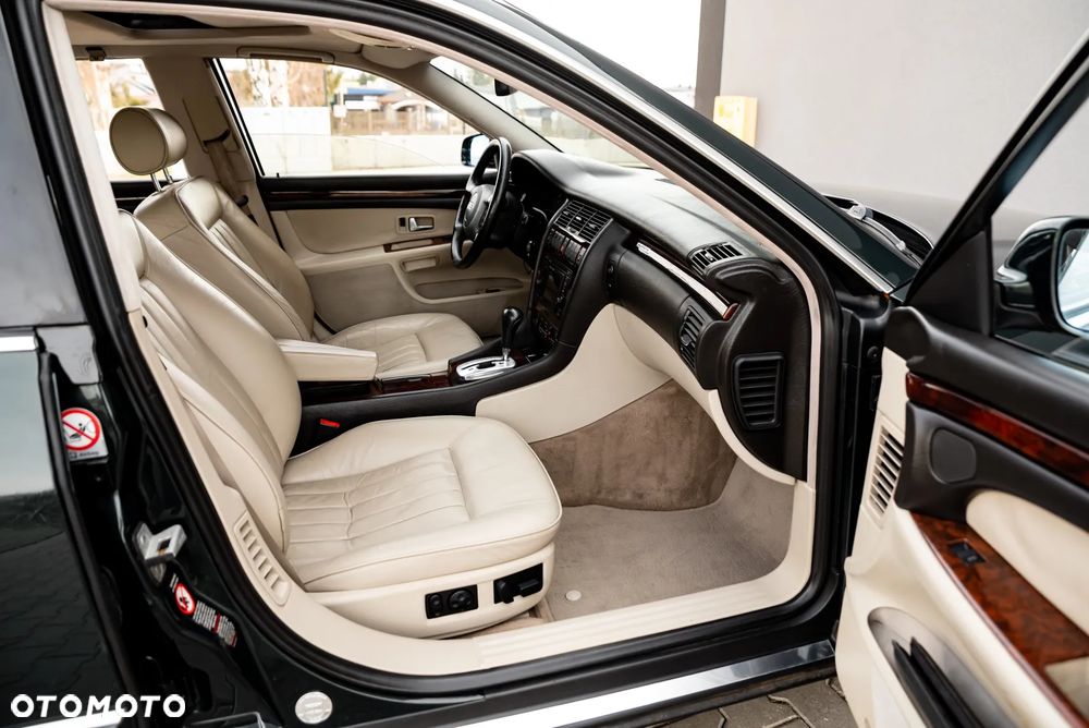 Audi A8 - 34