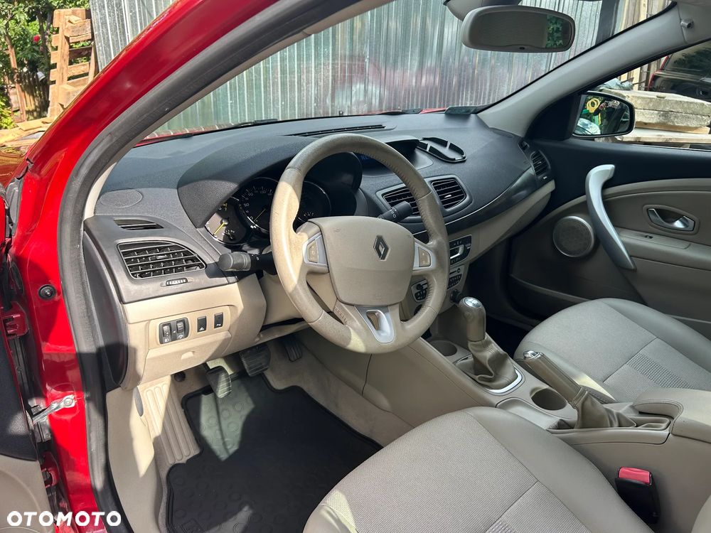 Renault Fluence 1.6 16V 110 Dynamique - 13