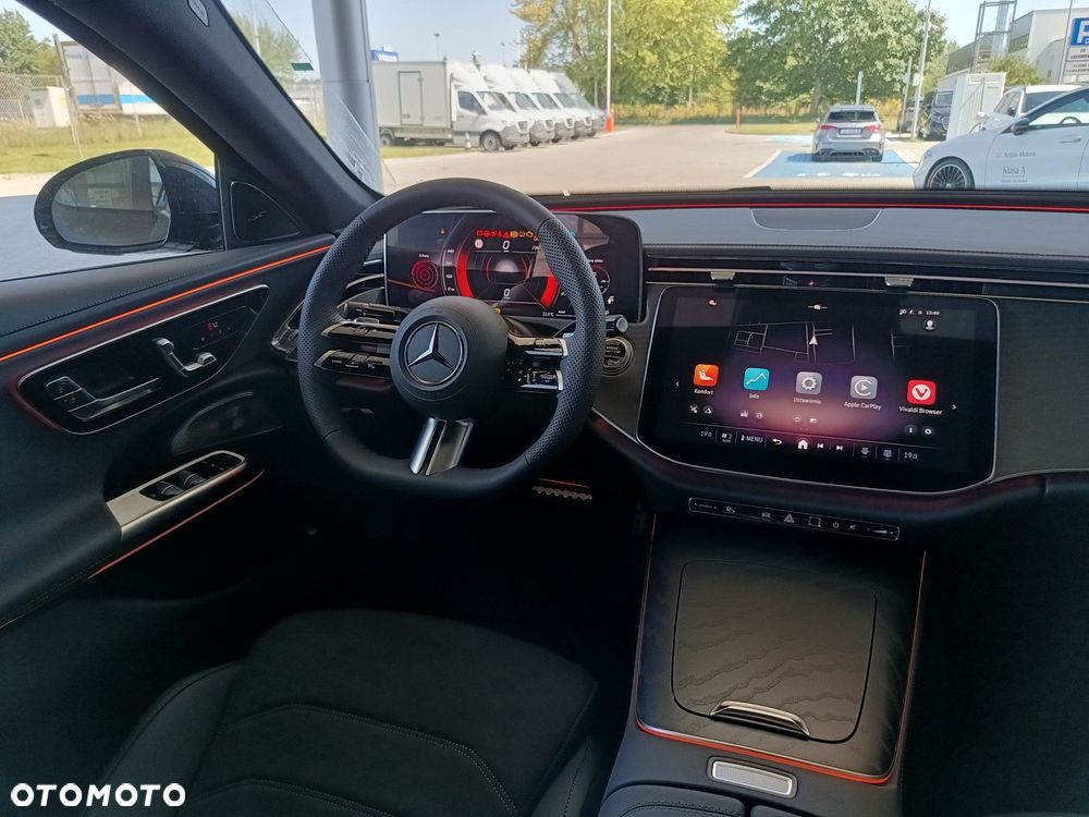 Mercedes-Benz Klasa E - 12
