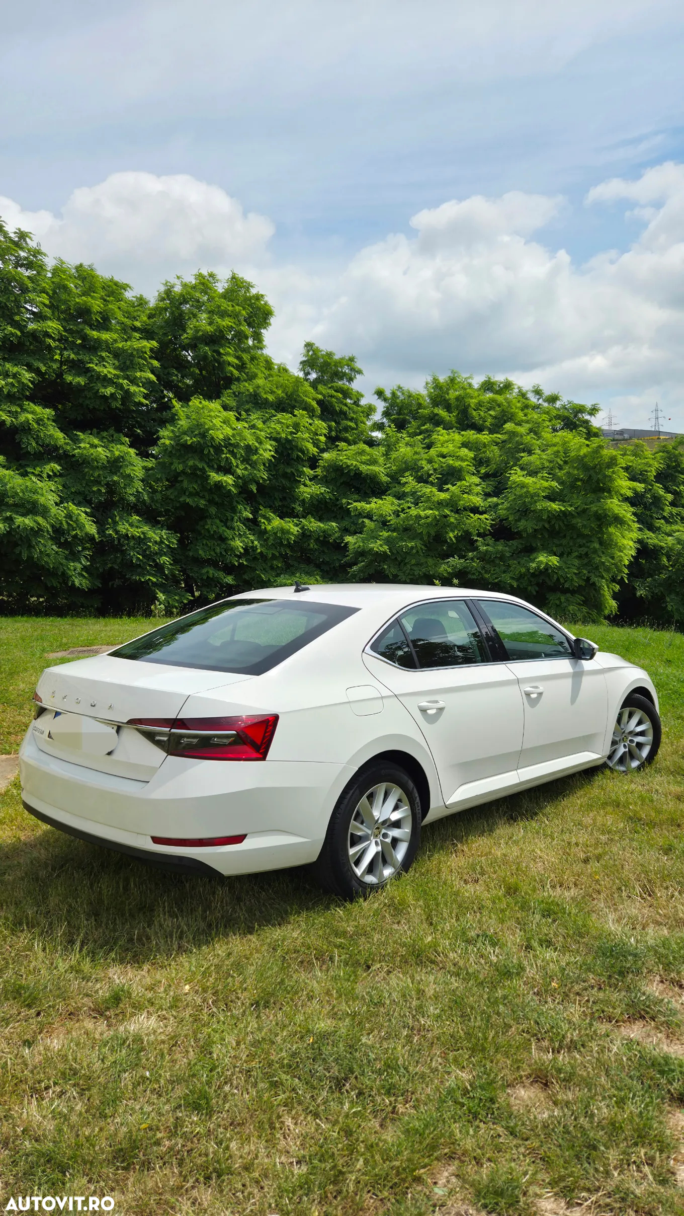 Skoda Superb 2.0 TDI Style - 15