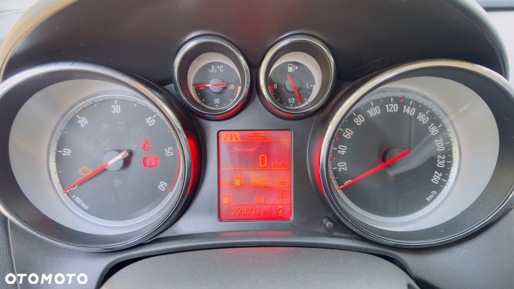 Opel Astra 1.7 CDTI - 12