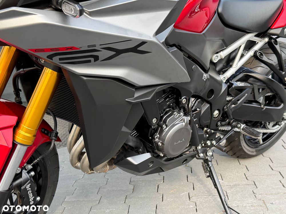 Suzuki GSX 1000 - 37
