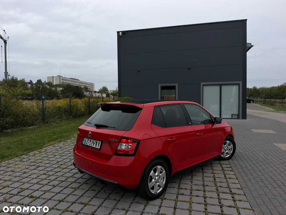 Skoda Fabia 1.2 TSI Monte Carlo - 3